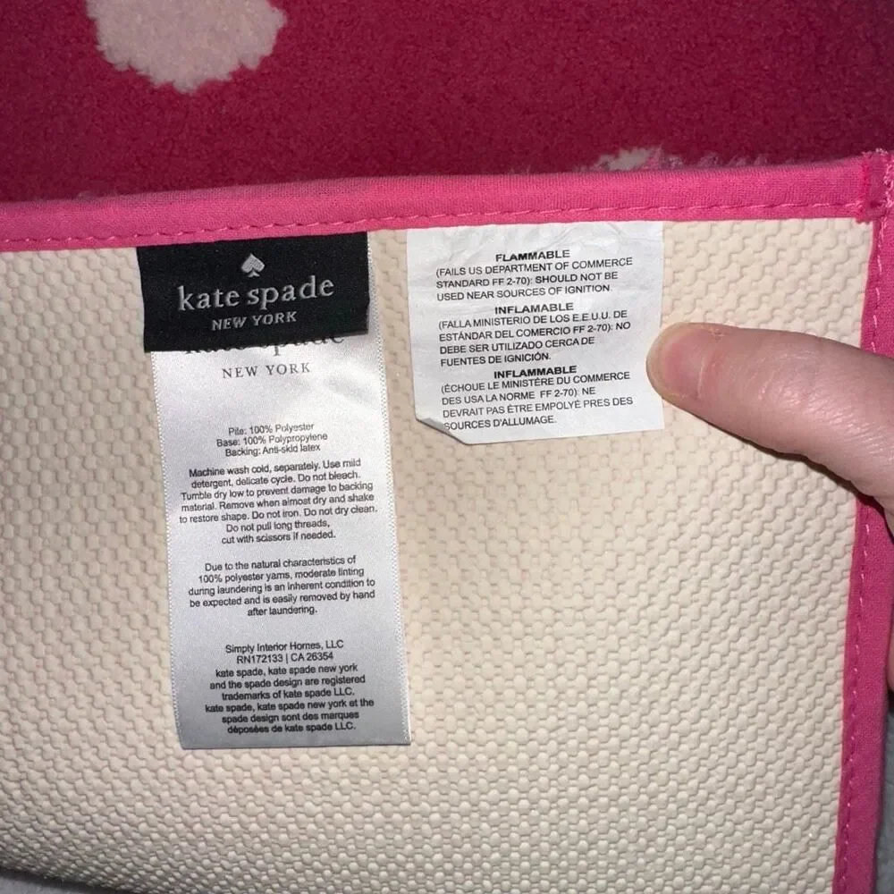 Kate Spade Bathroom Rug Bathmat Hot Pink With Light Pink Polka Dots 17x24” NWT